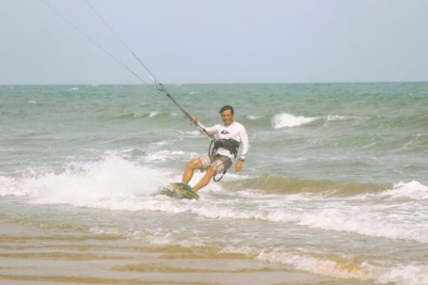 Kiting Tại Hòn Ghe Vào Mùa Gió Nam – Mùa Hè